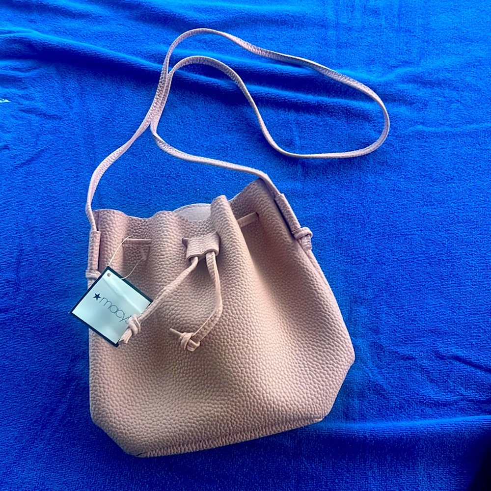 NWT CROSSBODY POWDER BABY PINK PURSE MACYS